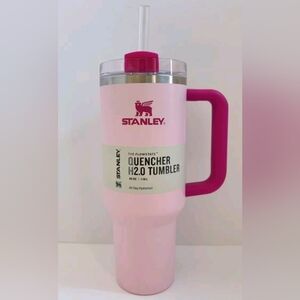 🎀NWT Stanley 40oz Stainless Steel H2.0 Flowstate Quencher Tumbler - Flamingo